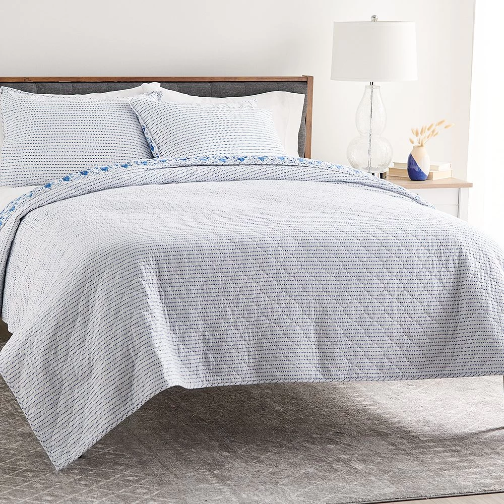 Sonoma Goods For Life® Reversible Printed Quilt Set With Shams 5 Sonoma Goods For Life® Reversible Printed Quilt Set With Shams - Image 3