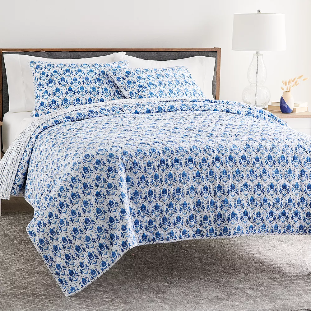 Sonoma Goods For Life® Reversible Printed Quilt Set With Shams 6 Sonoma Goods For Life® Reversible Printed Quilt Set With Shams - Image 4
