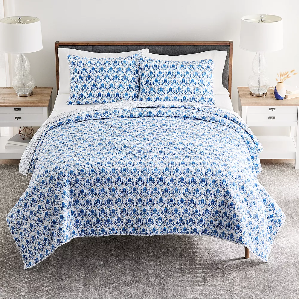 Sonoma Goods For Life® Reversible Printed Quilt Set With Shams 3 Sonoma Goods For Life® Reversible Printed Quilt Set With Shams