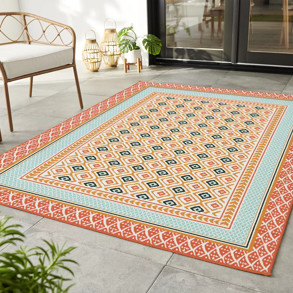 Sonoma Goods For Life® Indoor/Outdoor Warm Geo Border Rug 4 Sonoma Goods For Life® Indoor/Outdoor Warm Geo Border Rug - Image 2